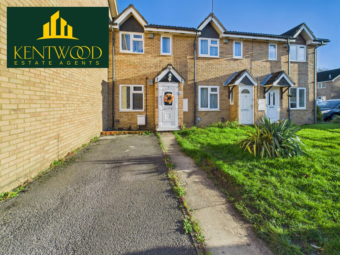 2 bedroom terraced for sale